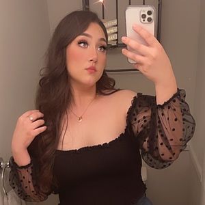 Meet your Posher, Karla